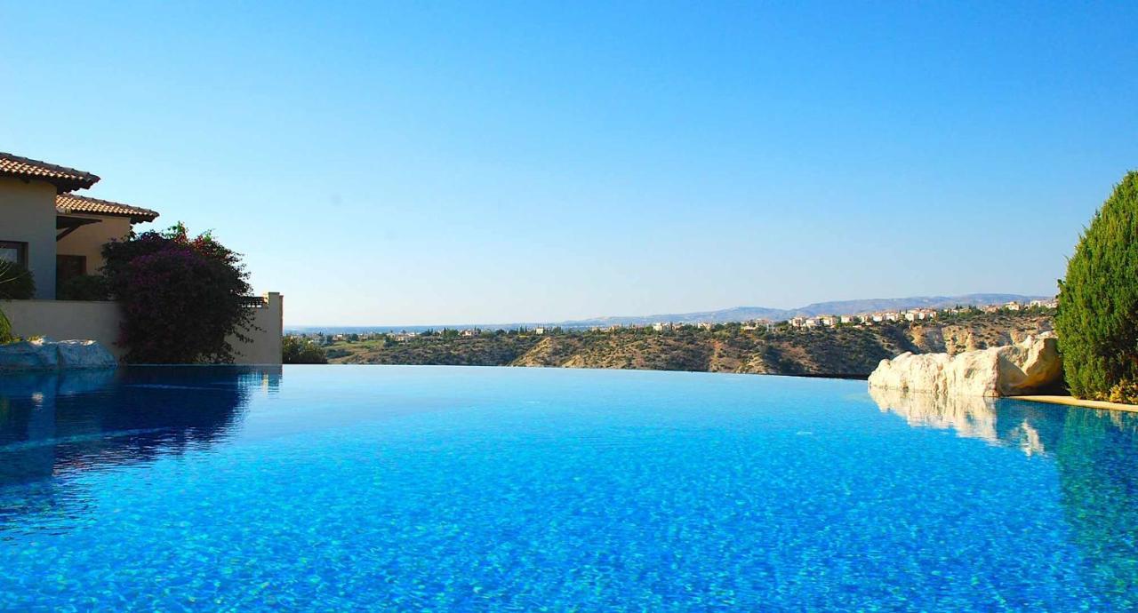Modern Apartment Nz11 Large Balconies With Sea And Mountain Views Kouklia Esterno foto