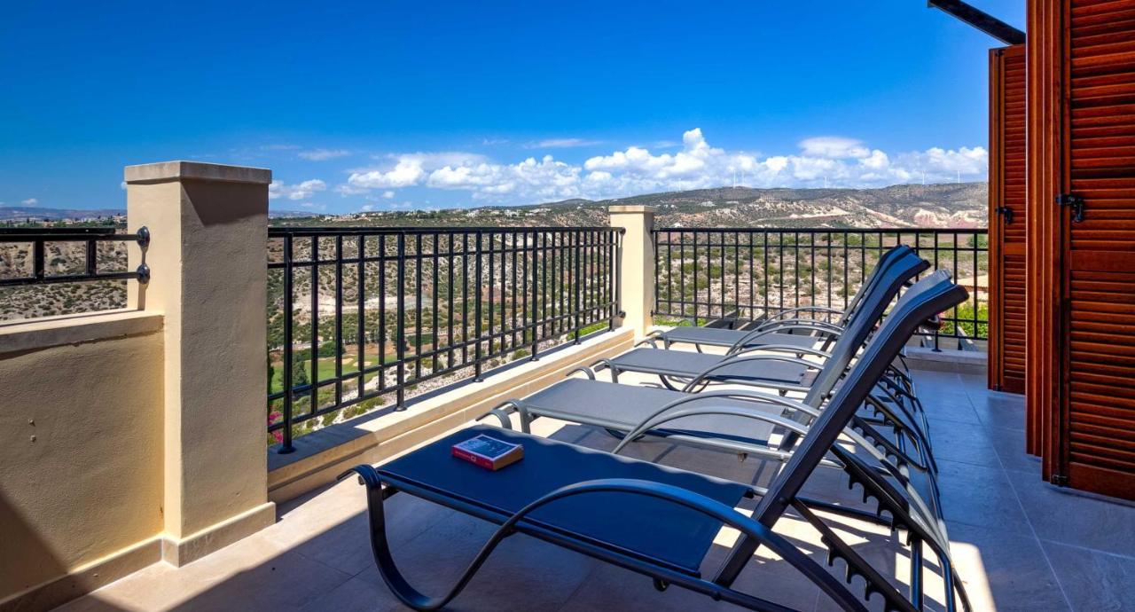 Modern Apartment Nz11 Large Balconies With Sea And Mountain Views Kouklia Esterno foto