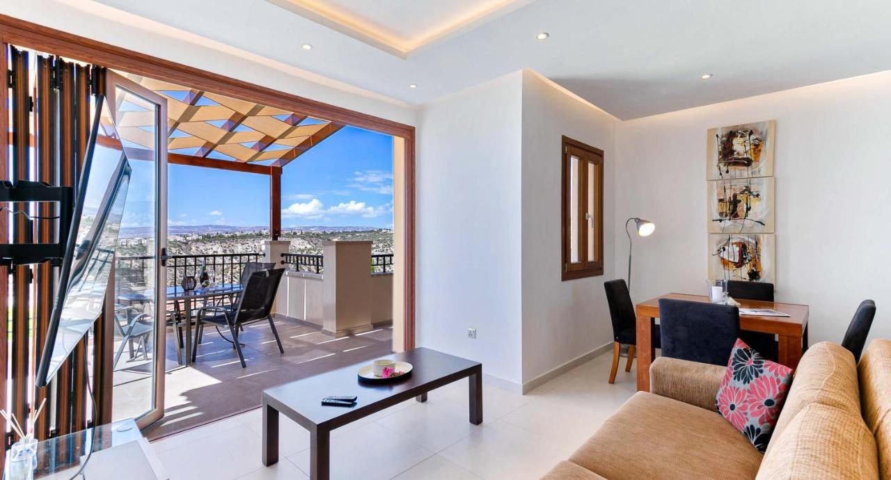 Modern Apartment Nz11 Large Balconies With Sea And Mountain Views Kouklia Esterno foto